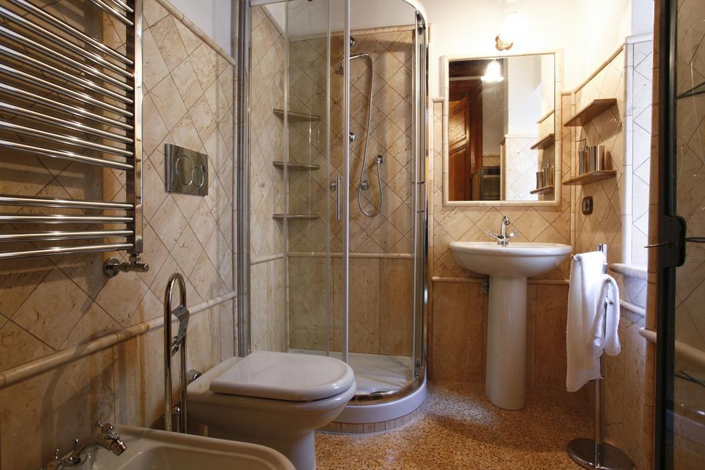 Casa Vacanza Colosseo Rzym Pokój zdjęcie